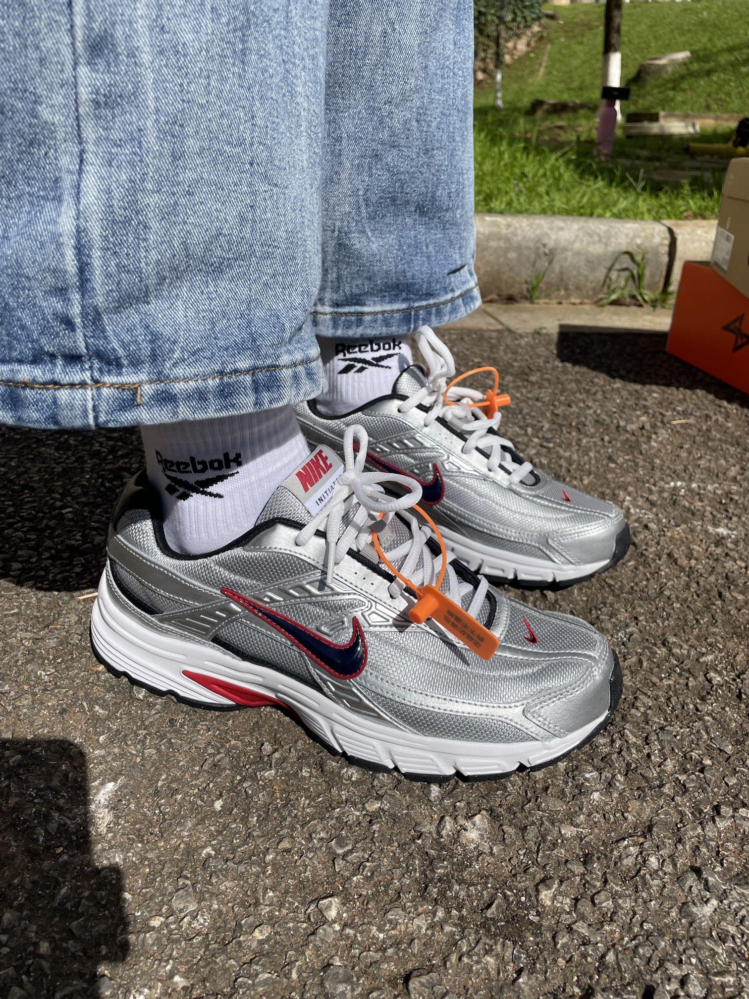 耐克这款平价跑鞋❗凭什么成为通勤党心头好❓